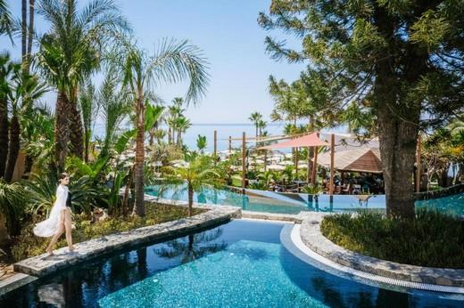 Amathus Beach Hotel