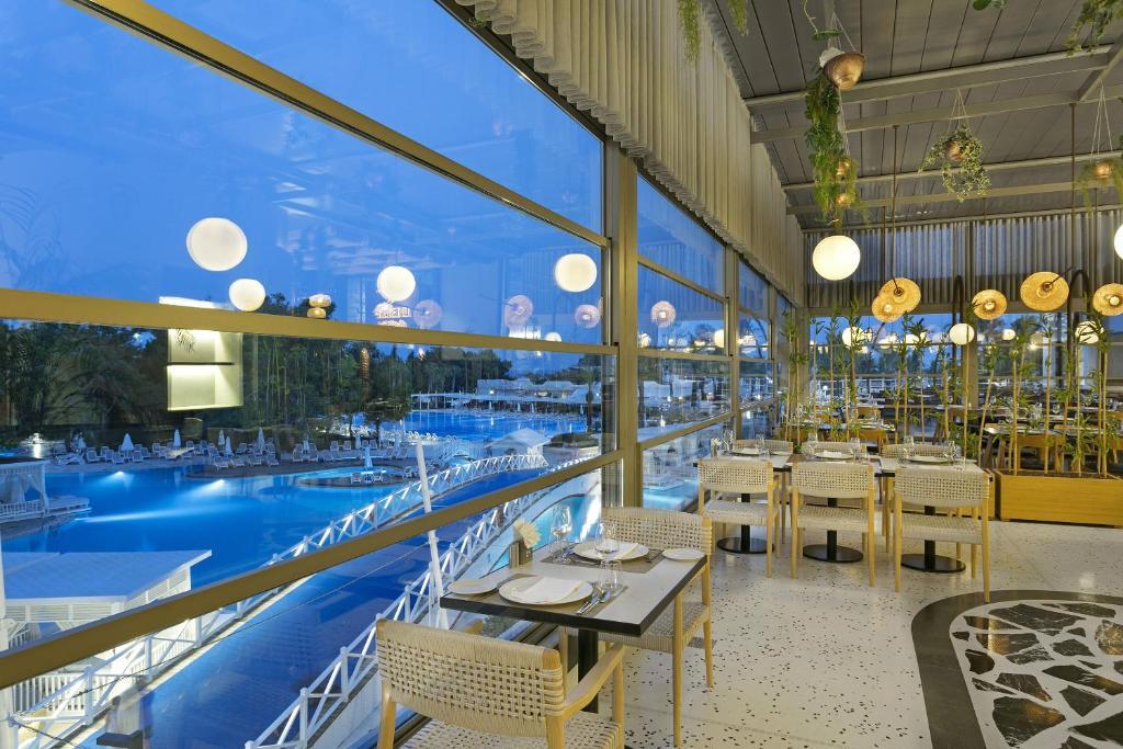 Titanic Deluxe Lara (Ex Titanic Beach Lara)