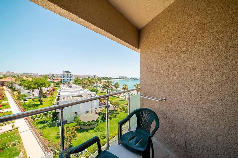 Aska Just In Beach Hotel