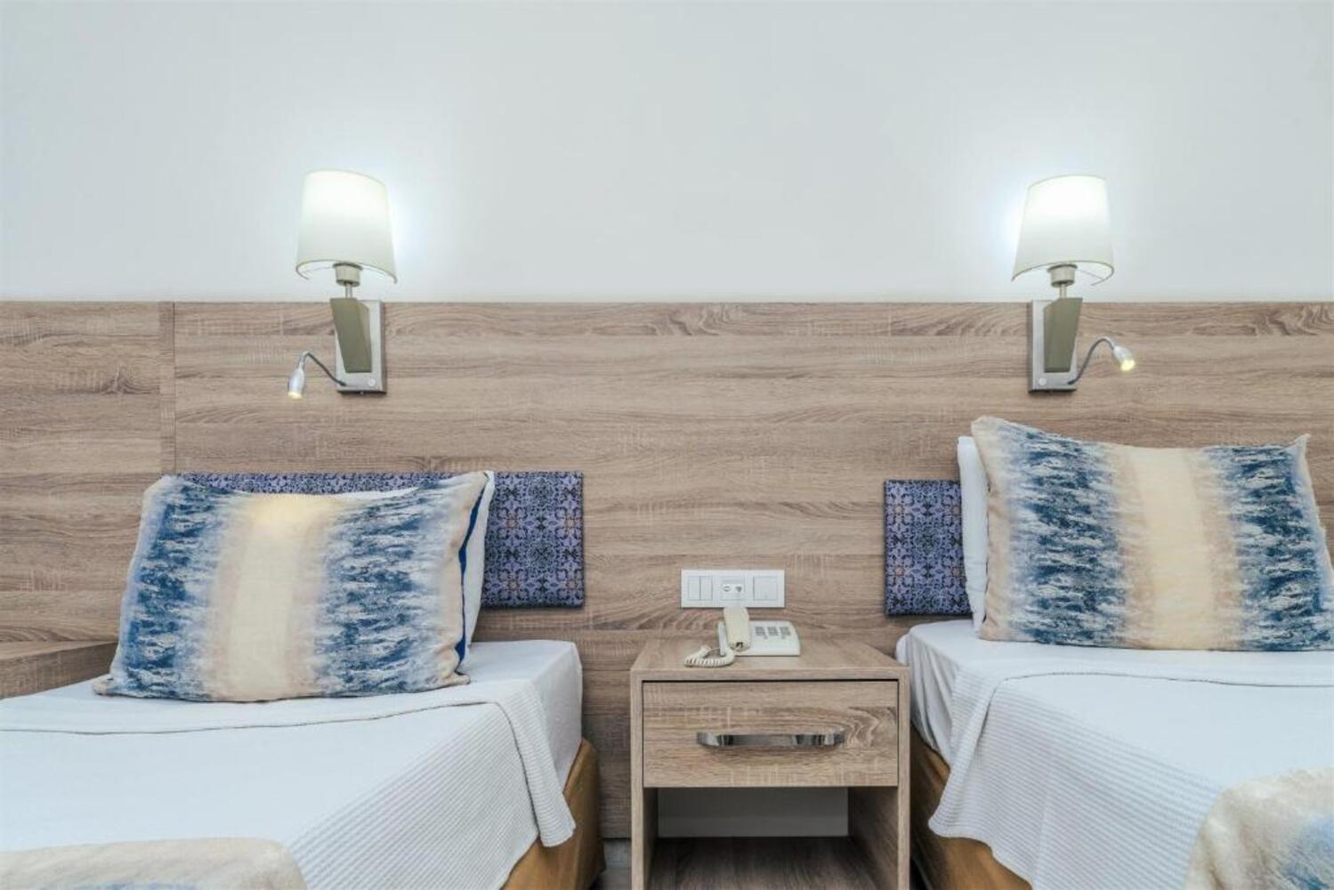 Kleopatra Arsi Hotel