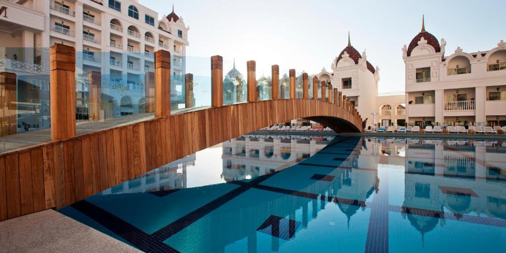 OZ Hotels Side Premium