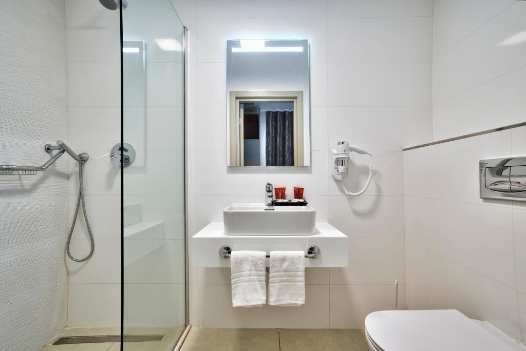 Mayflower Hotel (naša procena 4*)