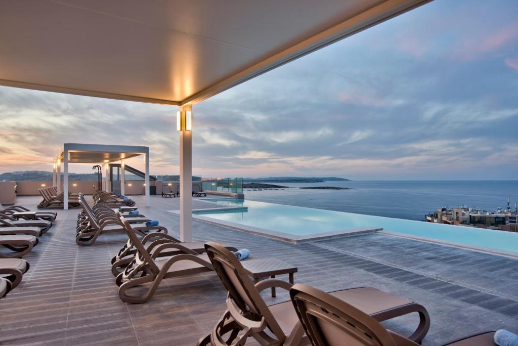 Mayflower Hotel (naša procena 4*)