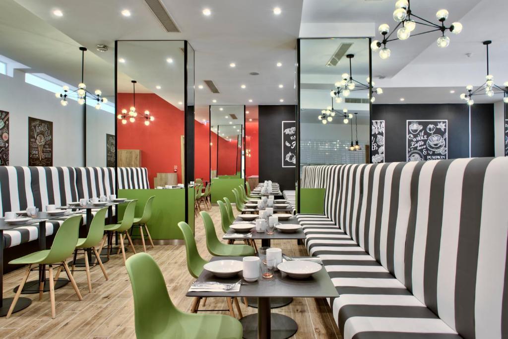 Mayflower Hotel (naša procena 4*)