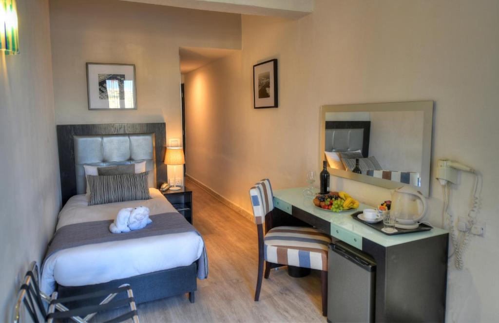 St. Julian's Bay Hotel