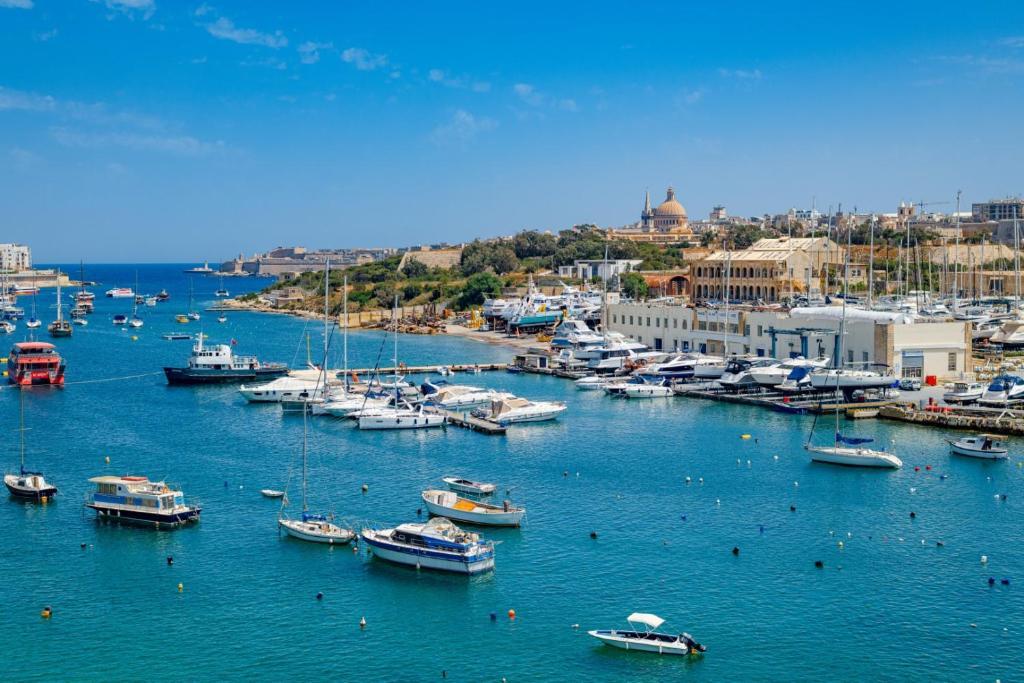 Bayview Hotel by ST Hotels