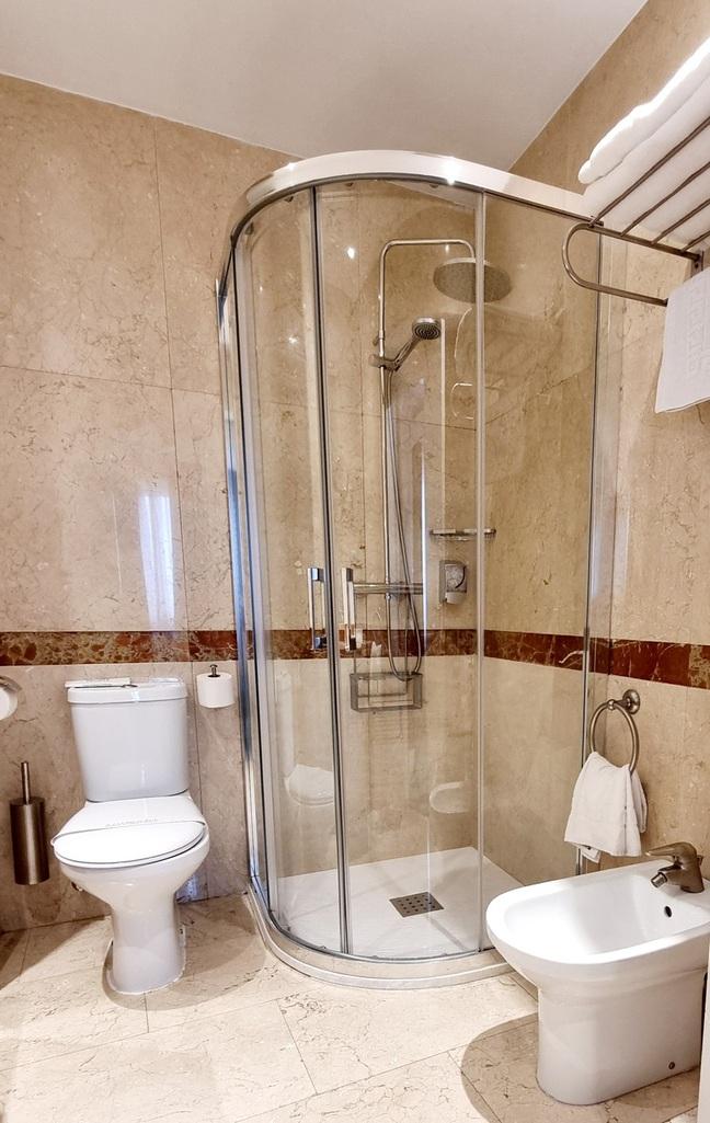 Hotel Gran Legazpi 3*lux