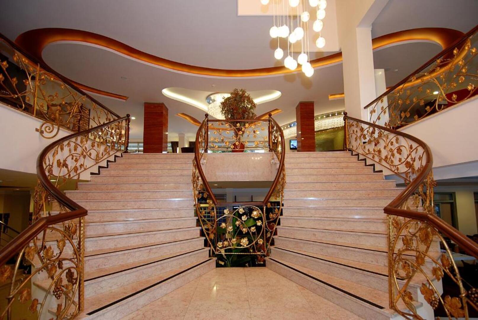 Grand Okan Hotel