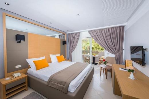 Abou Sofiane & Aqua Park