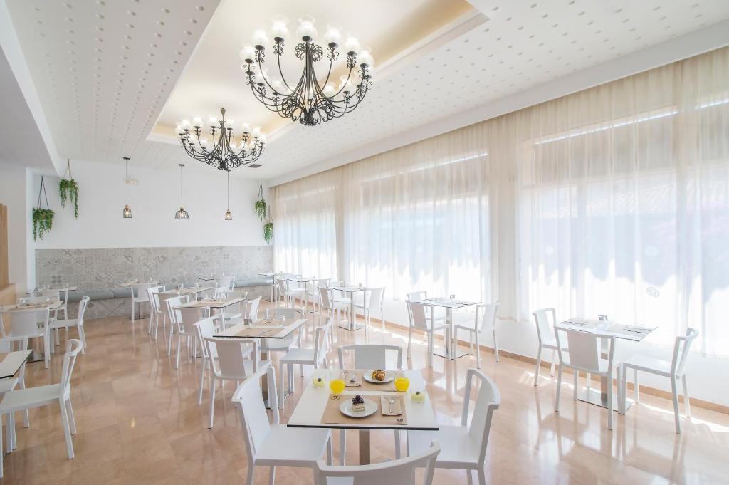 Lloret Santa Rosa by Pierre & Vacances