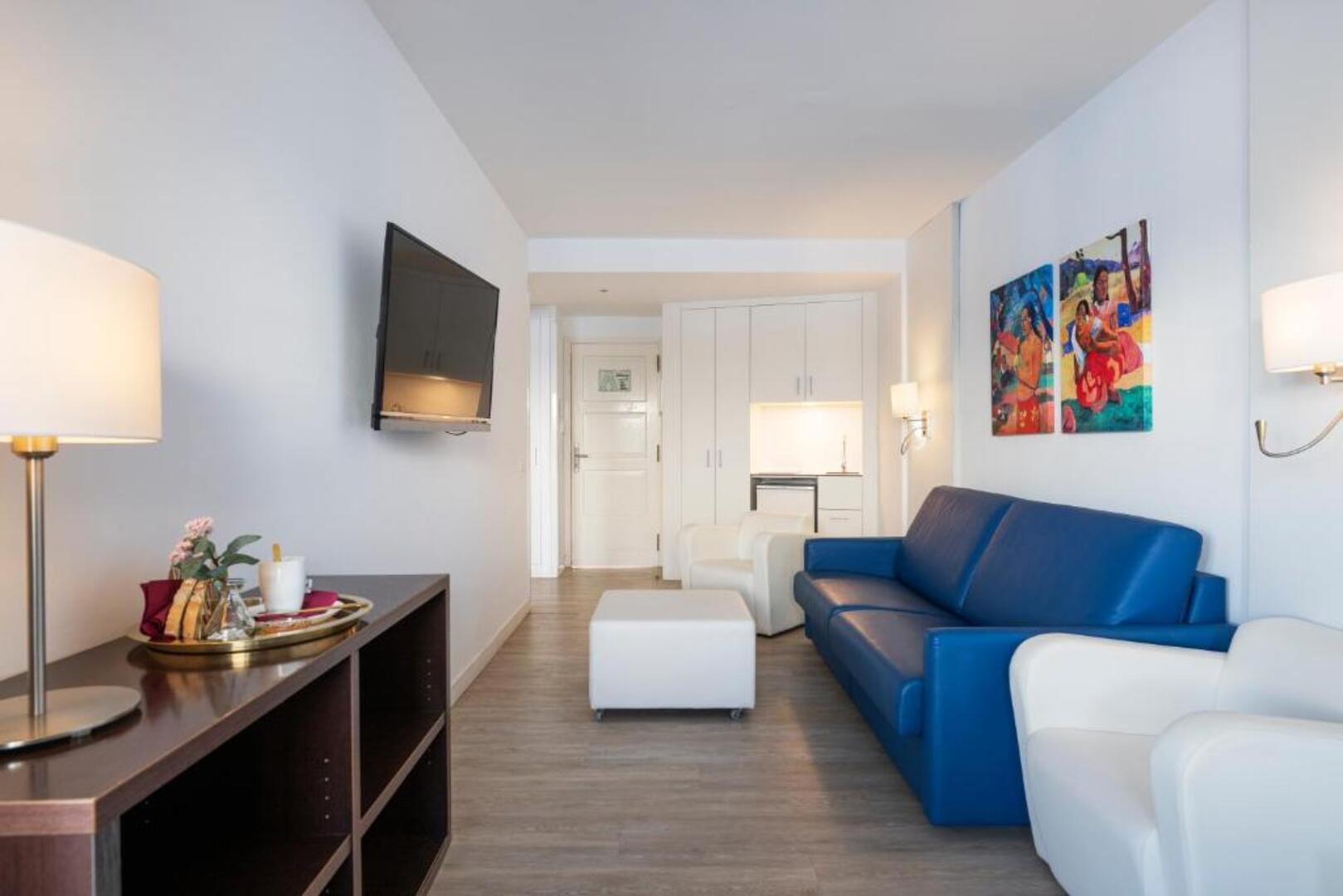 Tahiti Playa Hotel & Suites