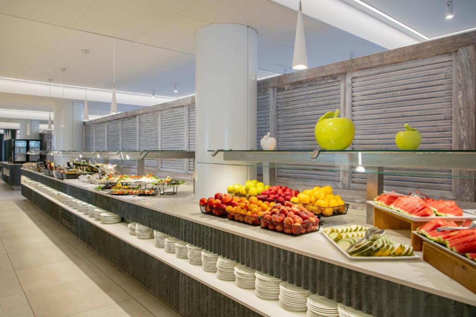 Tahiti Playa Hotel & Suites