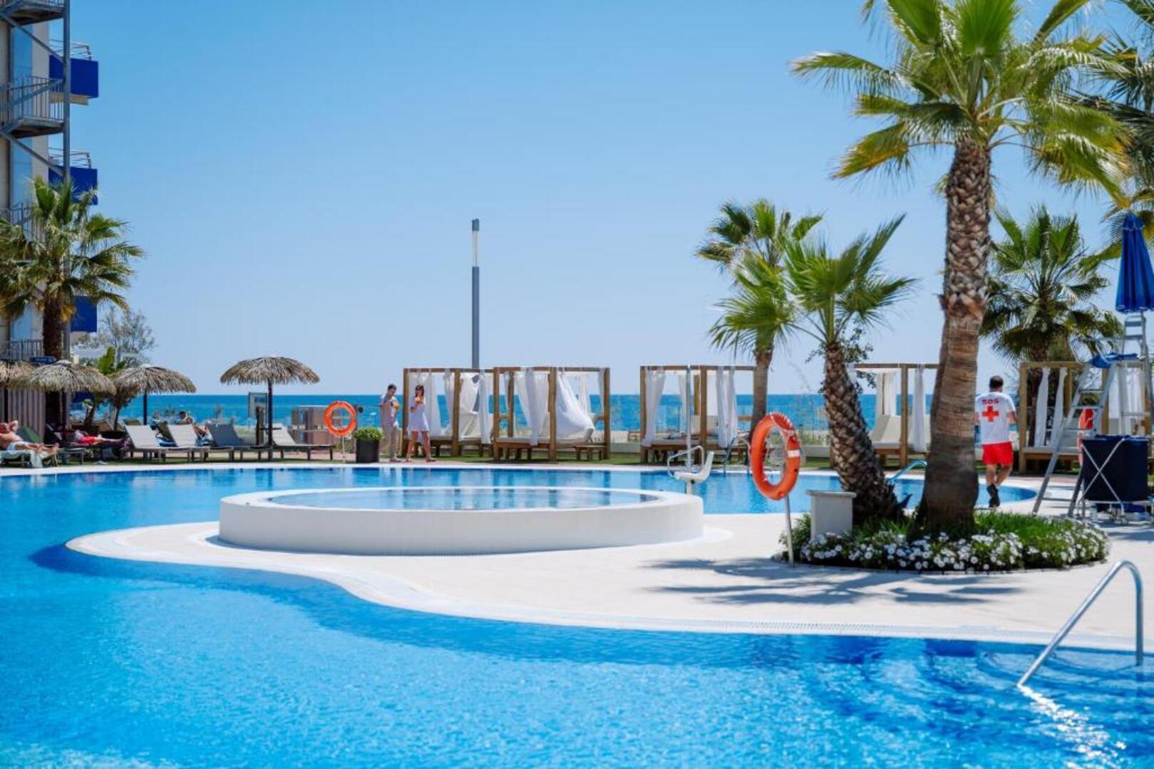 Tahiti Playa Hotel & Suites