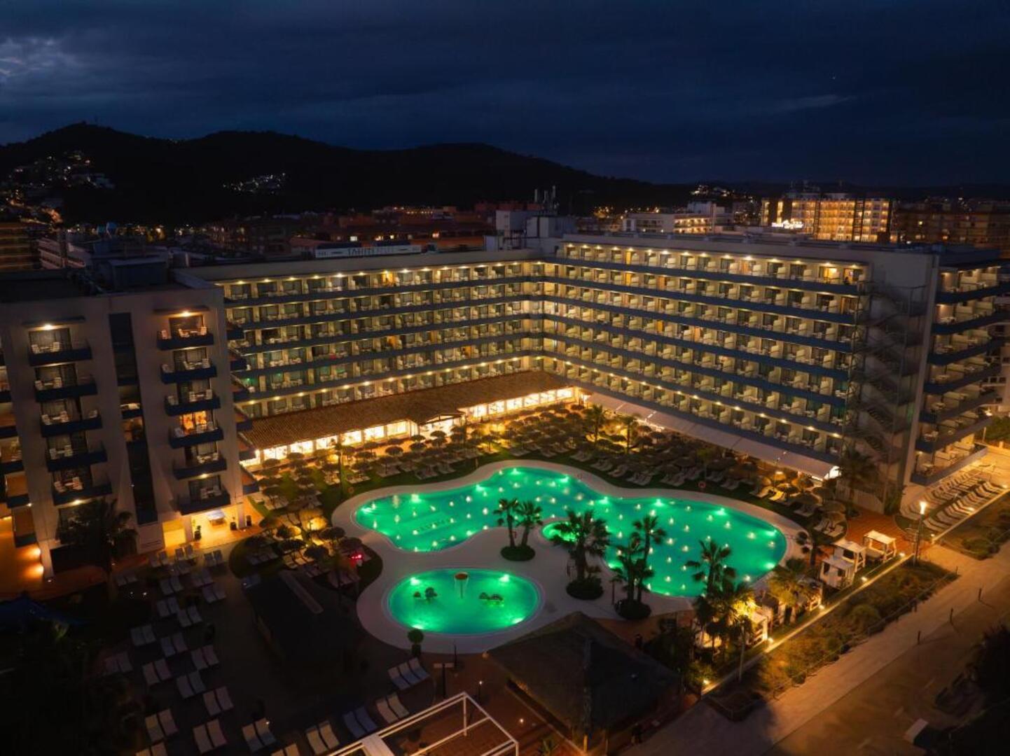 Tahiti Playa Hotel & Suites